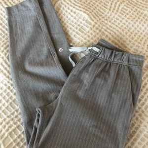 Lululemon On The Fly Pants